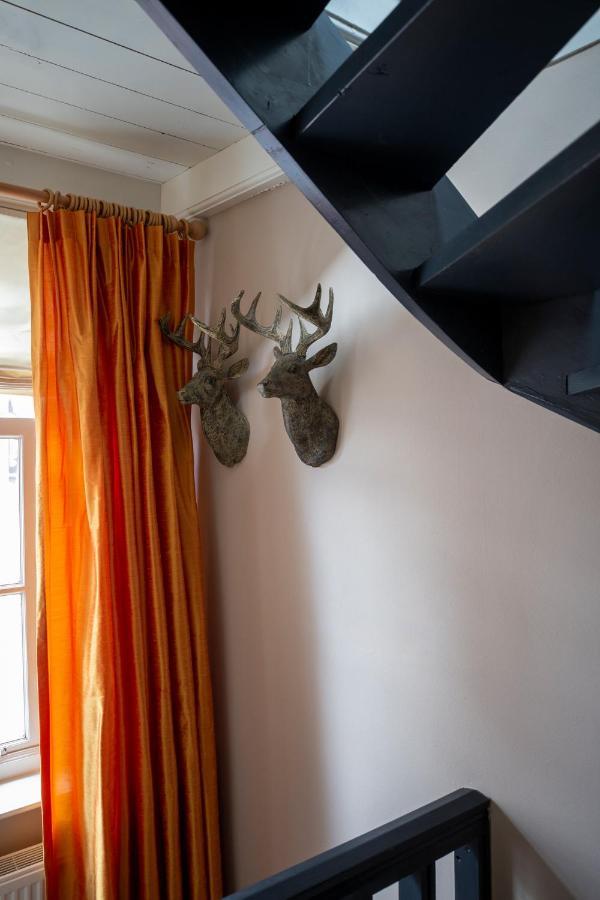 Erfgoed City House De Rozenboom Леэварден Экстерьер фото