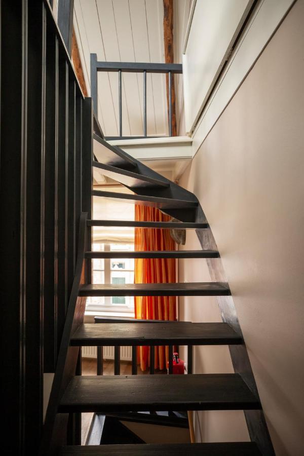 Erfgoed City House De Rozenboom Леэварден Экстерьер фото