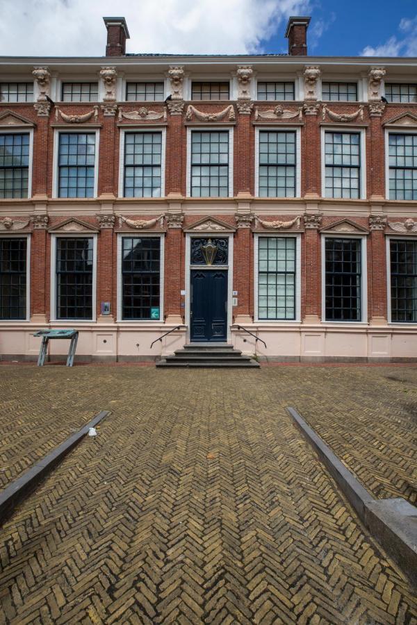 Erfgoed City House De Rozenboom Леэварден Экстерьер фото